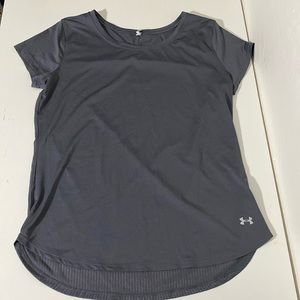 Under Armour heat gear short sleeve, sz Medium